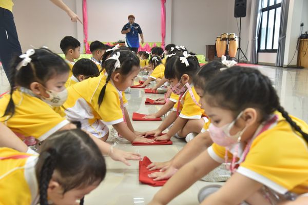 โรงเรียนปรีชานุศาสน์